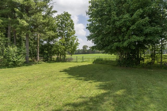 55081 Buckhorn Road, Three Rivers, MI 49093