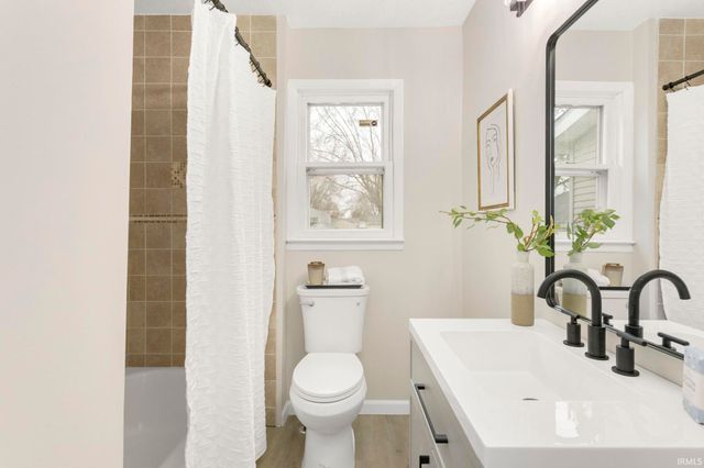 4020 Vistula Road, Mishawaka, IN 46544