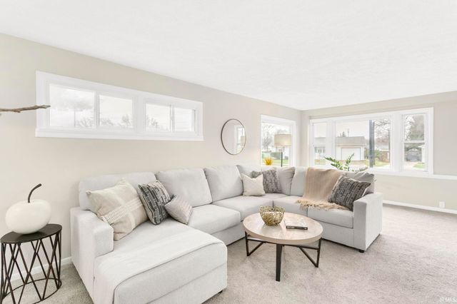 4020 Vistula Road, Mishawaka, IN 46544