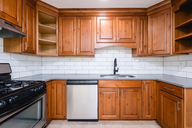 1811 E Lakeview Drive, Benton, AR 72015