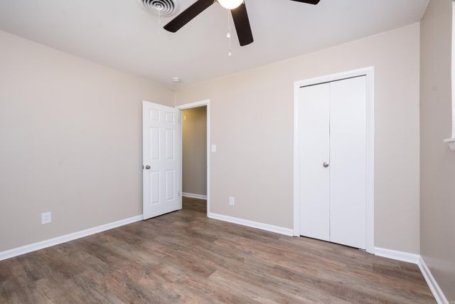 1811 E Lakeview Drive, Benton, AR 72015