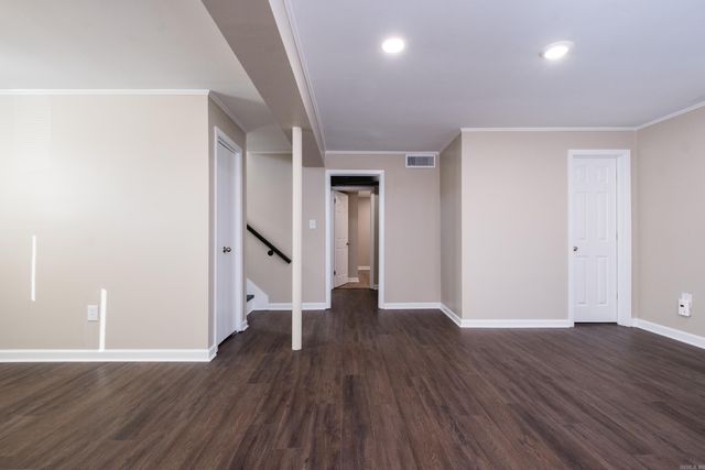 1811 E Lakeview Drive, Benton, AR 72015