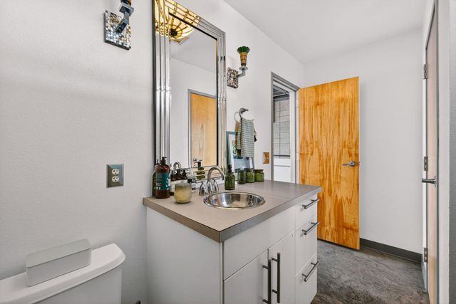 4801 S Congress Ave H1, Austin, TX 78745