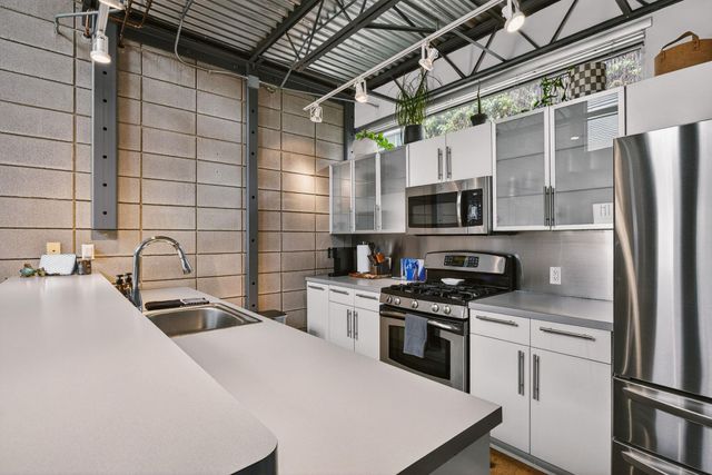 4801 S Congress Ave H1, Austin, TX 78745