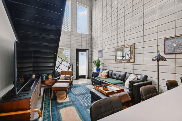 4801 S Congress Ave H1, Austin, TX 78745