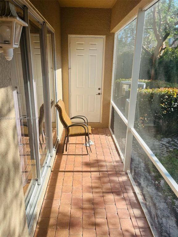 Image 13 of property listing at 9620 Roundstone CIR, Other City - In The State Of Florida, FL 33967