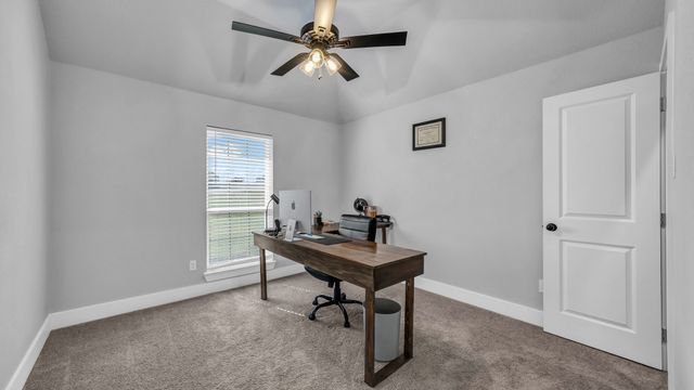 1005 Paradise Parkway, Poolville, TX 76487