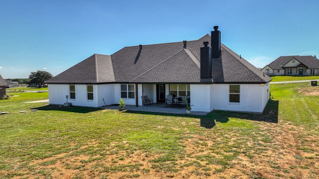 1005 Paradise Parkway, Poolville, TX 76487