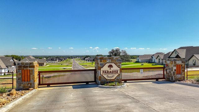 1005 Paradise Parkway, Poolville, TX 76487