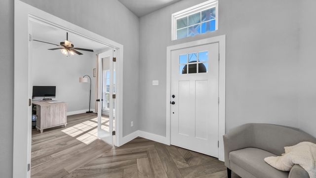1005 Paradise Parkway, Poolville, TX 76487