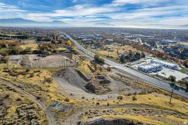 5600 N CANYON RD, Provo, UT 84604