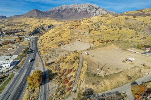 5600 N CANYON RD, Provo, UT 84604