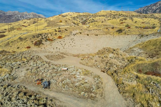 5600 N CANYON RD, Provo, UT 84604