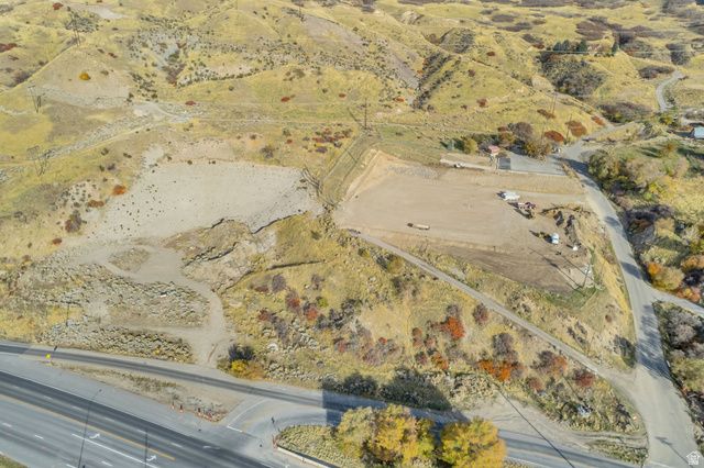 5600 N CANYON RD, Provo, UT 84604