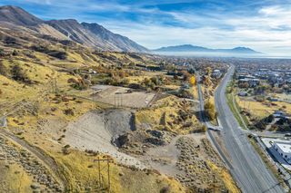 5600 N CANYON RD, Provo, UT 84604