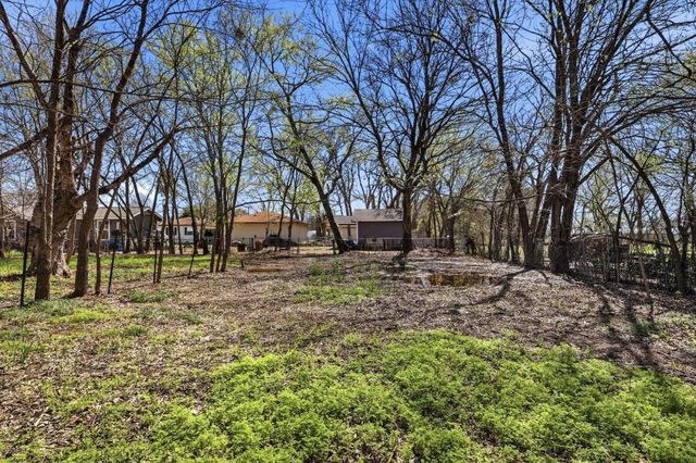 125 Summers Street, Wilmer, TX 75172