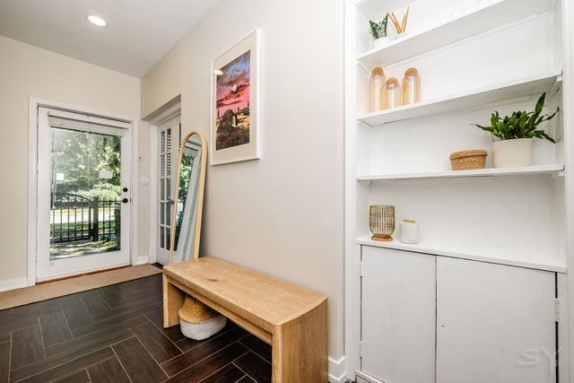 831 W 14th Place, Chicago, IL 60608