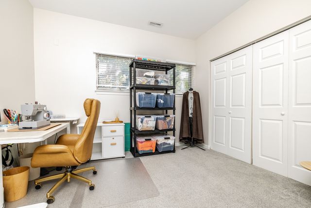 831 W 14th Place, Chicago, IL 60608