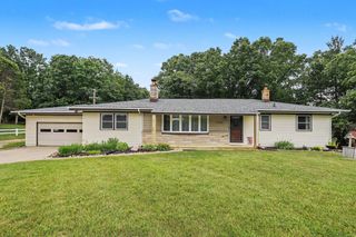 12885 S Drive N, Convis Twp, MI 49014
