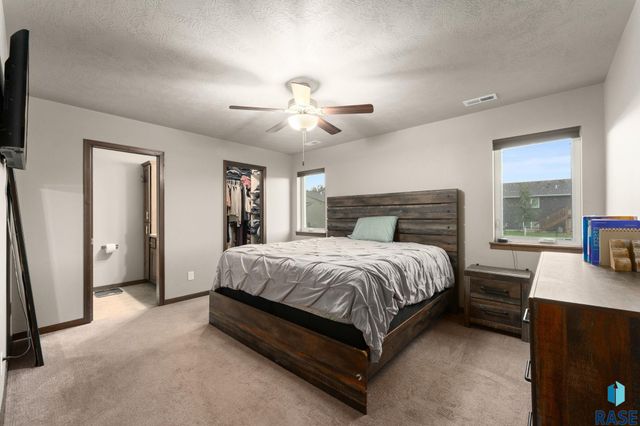 630 N Everest Ave Avenue, Tea, SD 57064