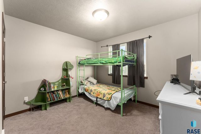 630 N Everest Ave Avenue, Tea, SD 57064