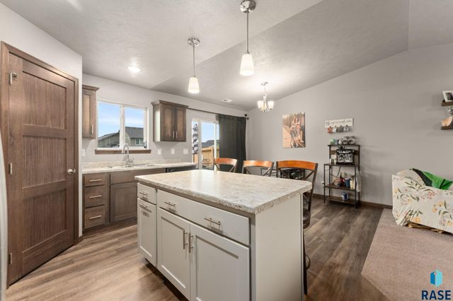 630 N Everest Ave Avenue, Tea, SD 57064