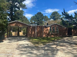 106 Lake Drive, Washington, NC 27889