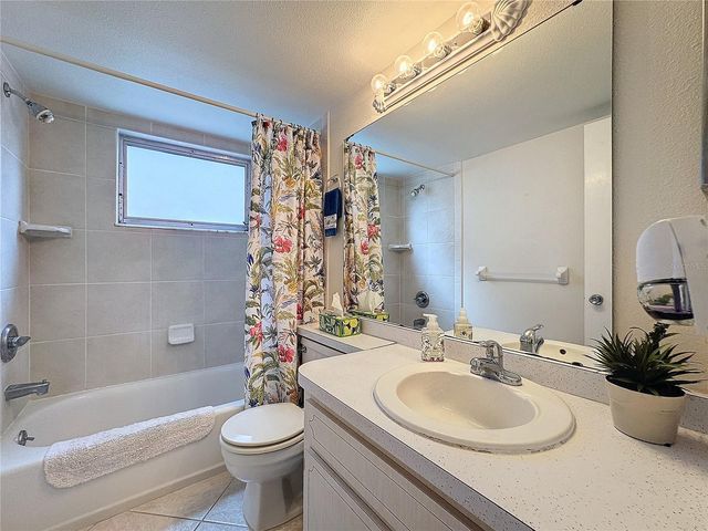 210 PARK BOULEVARD N 129, Venice, FL 34285