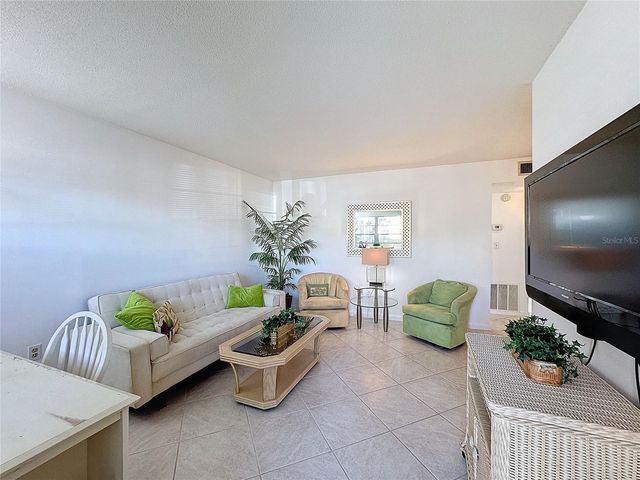 210 PARK BOULEVARD N 129, Venice, FL 34285