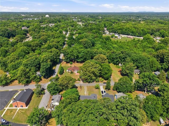 2104 Sheldon Road, Greensboro, NC 27405