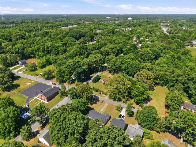 2104 Sheldon Road, Greensboro, NC 27405