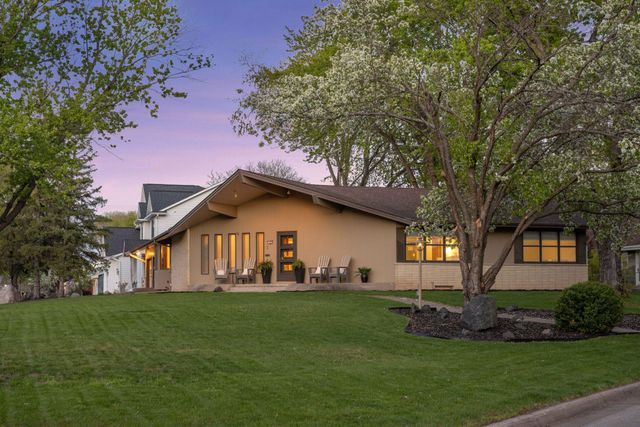 7401 W Shore Drive, Edina, MN 55435
