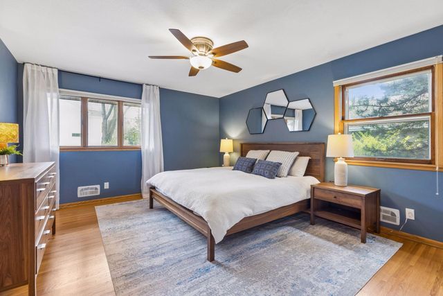 7401 W Shore Drive, Edina, MN 55435