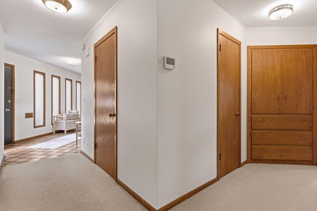 7401 W Shore Drive, Edina, MN 55435