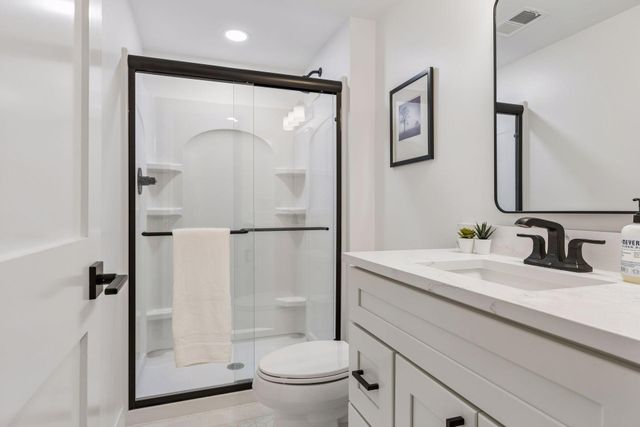 7401 W Shore Drive, Edina, MN 55435