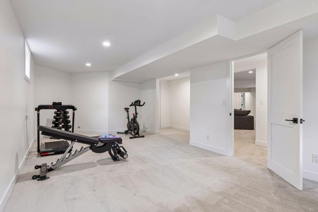 7401 W Shore Drive, Edina, MN 55435