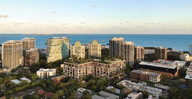 2835 S Tigertail Ave Loft 7, Coconut Grove, FL 33133