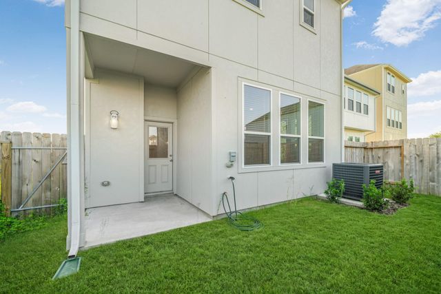 11407 W Blossom Square Street, Houston, TX 77047