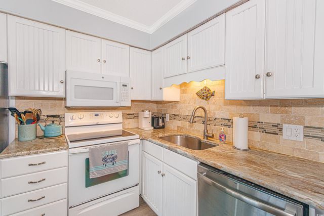 9560 Shore Dr Unit 3H, Myrtle Beach, SC 29572