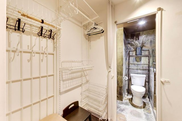 260 E CHESTNUT Street 801, Chicago, IL 60611