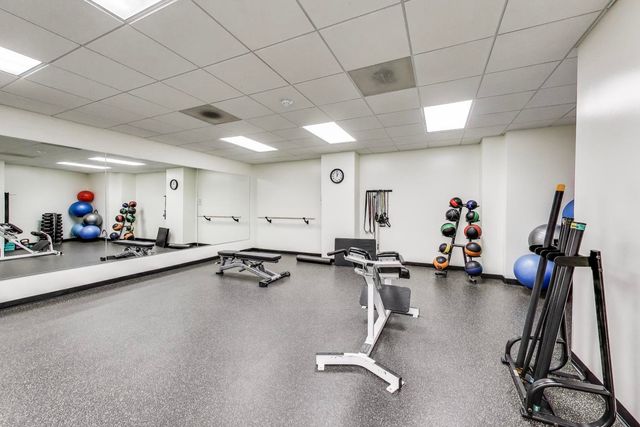 260 E CHESTNUT Street 801, Chicago, IL 60611