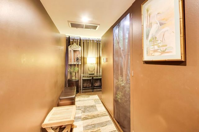 260 E CHESTNUT Street 801, Chicago, IL 60611