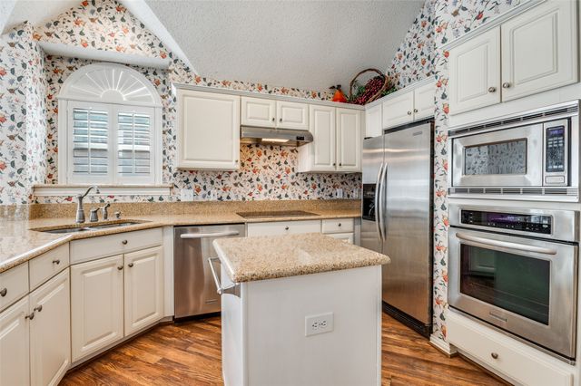 14596 Blueberry Court, Addison, TX 75001