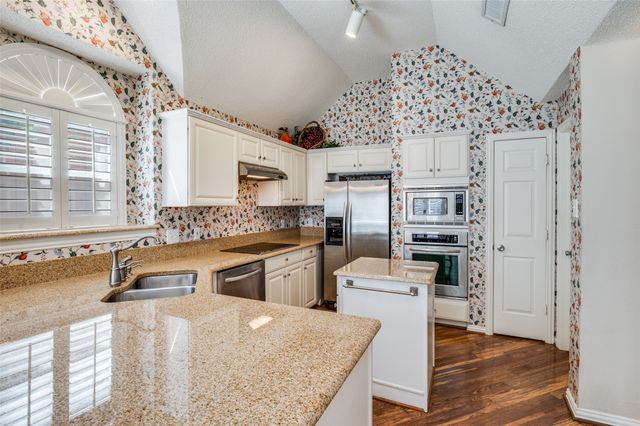 14596 Blueberry Court, Addison, TX 75001