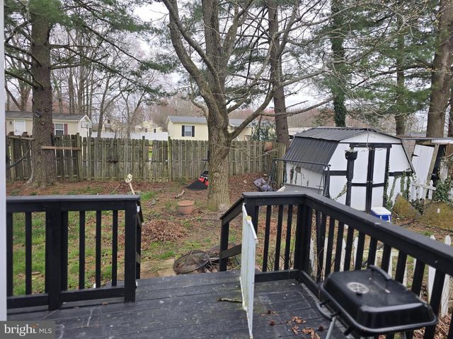 225 LACE BARK DR, Dover, DE 19901