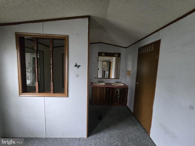 225 LACE BARK DR, Dover, DE 19901