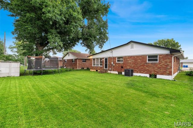 3227 Bridgeridge, Mehlville, MO 63125