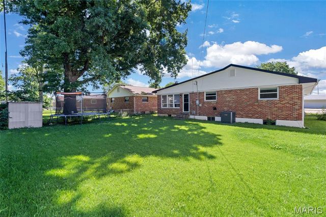 3227 Bridgeridge, Mehlville, MO 63125