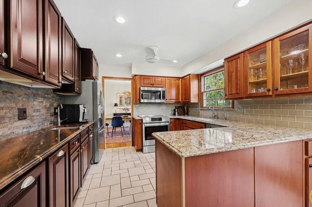 3132 Daleview Drive, Ann Arbor, MI 48105