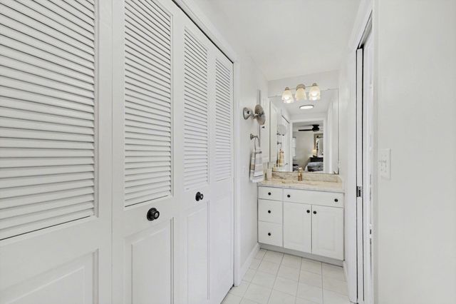 3132 Daleview Drive, Ann Arbor, MI 48105